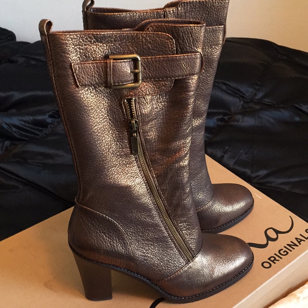 Nina Originals Mid Shaft Leather Boots NeverUsed